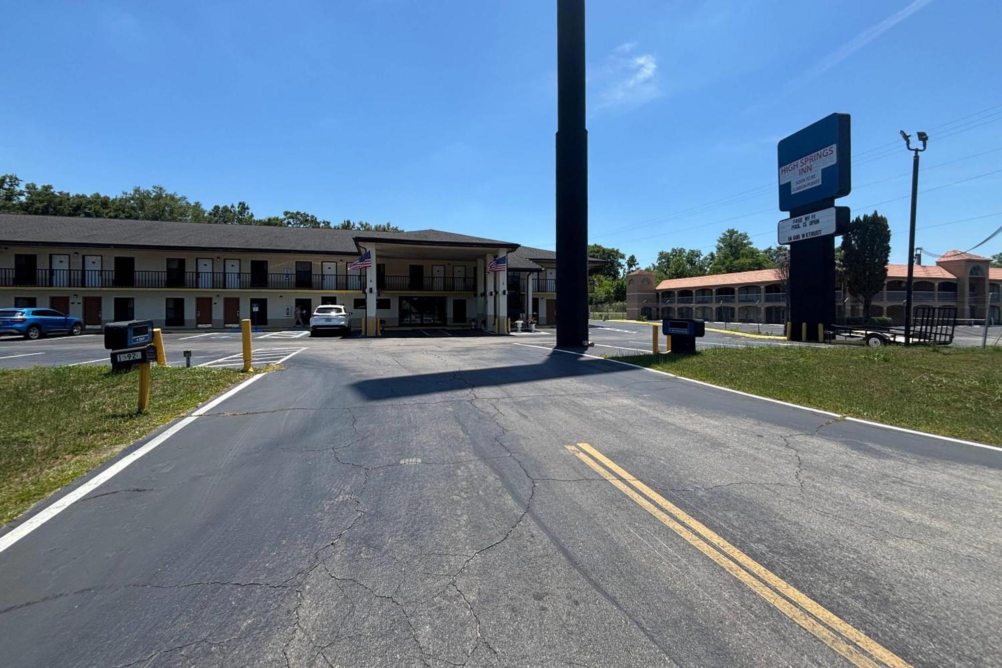 High Springs Inn Soon To Be Clarion Pointe Alachua Luaran gambar