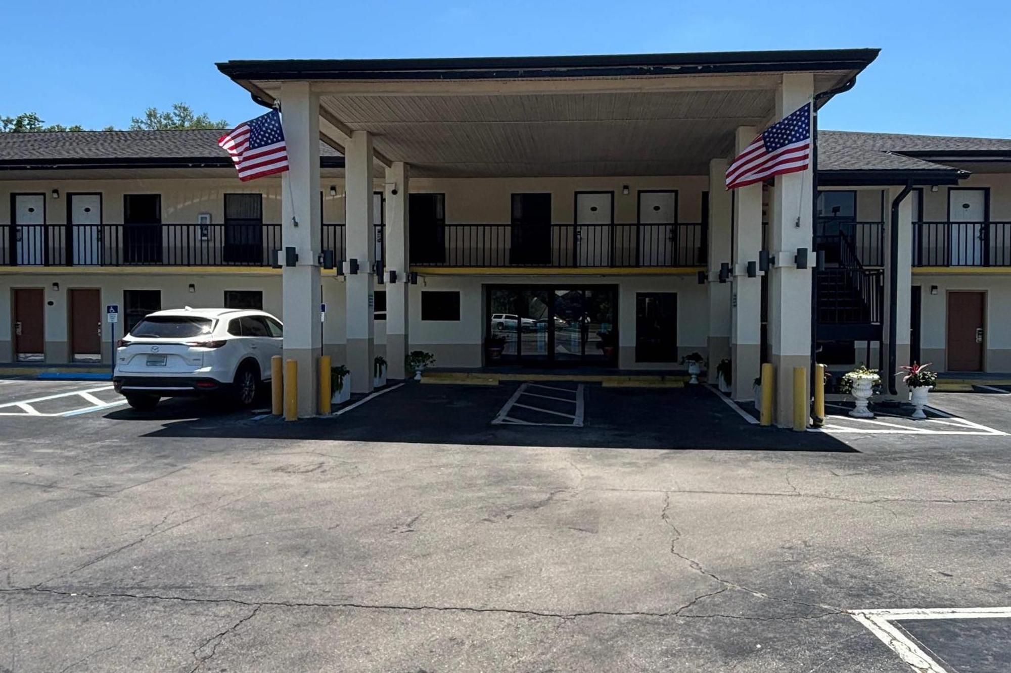 High Springs Inn Soon To Be Clarion Pointe Alachua Luaran gambar